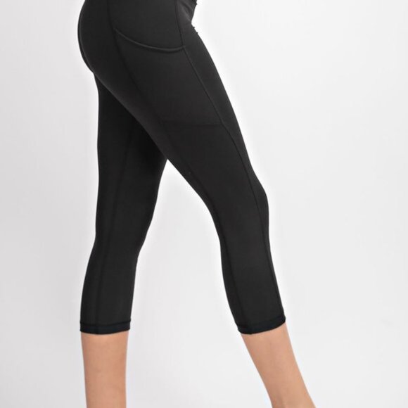 Wide Waisted Capri Yoga Pants, Tummy Control Workout Side Pocket Capri Leggings - Picture 7 of 14